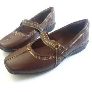 Clarks Hadyn Maize Mary Jane Flats